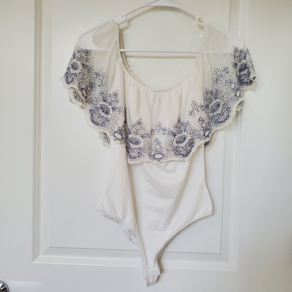 Alya White Off the Shoulder Bodysuit